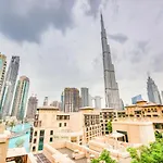Rh- Burj Khalifa View, 1 Bedroom Apartment Near Souk Al Bahar