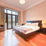 Rh- Burj Khalifa View, 1 Bedroom Apartment Near Souk Al Bahar