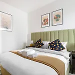 Stonetree - Furnished 1 Bedroom Apartment Near To Tram
