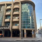 Partition Rooms In Hotel Apartment
