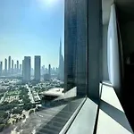 Amazing Modern Spacious Studio At Sky Gardens Difc