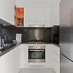 Guestready - High-Floor Luxury With Marina View