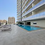 Modern 1 Bedroom Apartment In Sports City