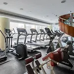 Stylish Upgraded 1 Bedroom Marina Escape