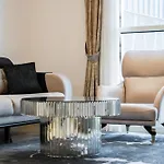 Elegant Escapes - Homely 1B In Dunya Tower
