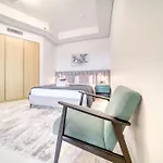Cozy High-Floor Studio With Amazing Views