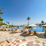 Glorious 3-Bedroom Apartment With Beach Views At Tiara Residences In Palm Jumeirah