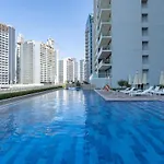 Awesome 1-Bedroom Apartment With Burj Views At Vera Tower In Business Bay