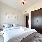 Cozy 2 Bedroom In Red Residence In Sport City