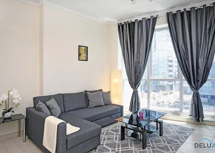 Steps Away From The Beach & Entertainment Hubs 1Br Unit, Torch Tower, Dubai Marina By Deluxe Holiday Homes