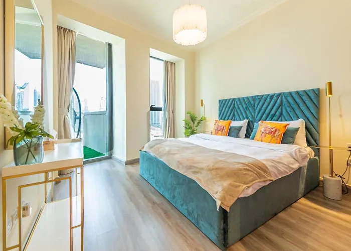 First Class 2Br With Full Dubai Skyline & Sea View