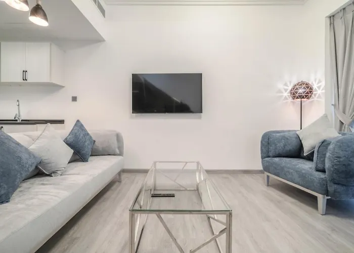 Boutique Luxury Living Near Palm Jumeirah