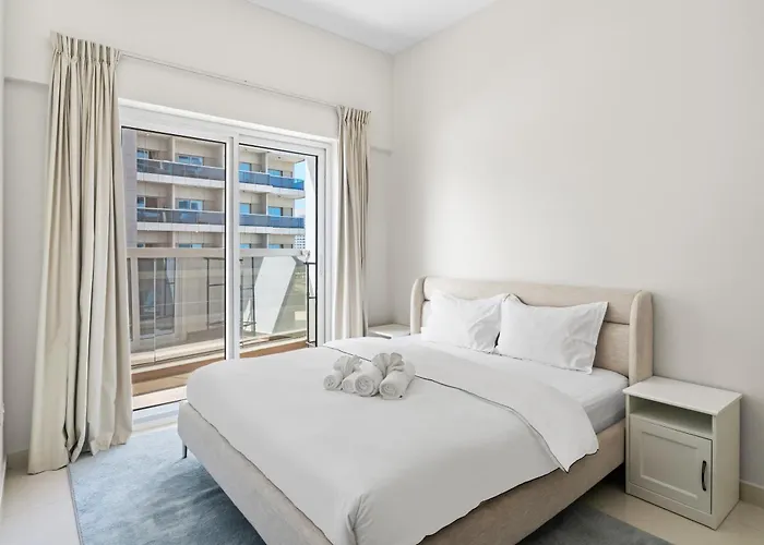 Modern 1 Bedroom Apartment In Sports City