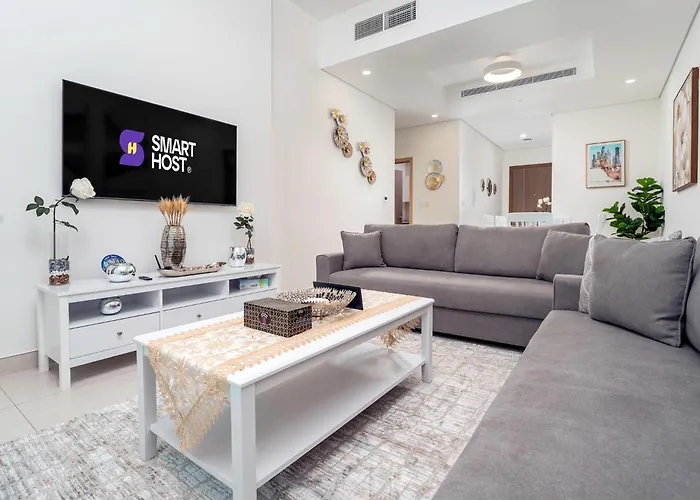 Prime Location 1Br Oasis With Patio & Pool, The Bay
