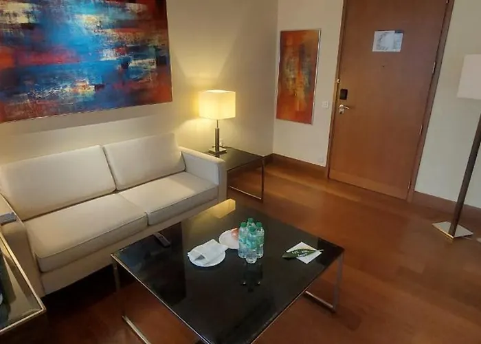 2 Bedrooms Apartment In Alquoz