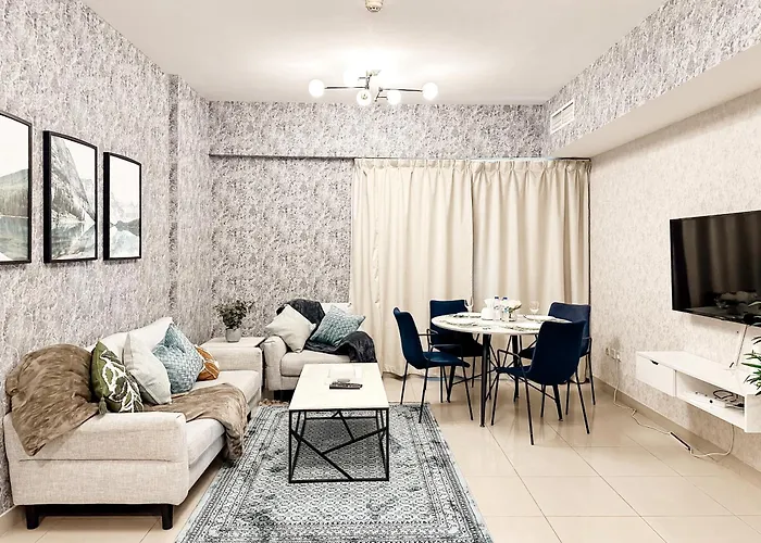 Cozy 2 Bedroom In Red Residence In Sport City