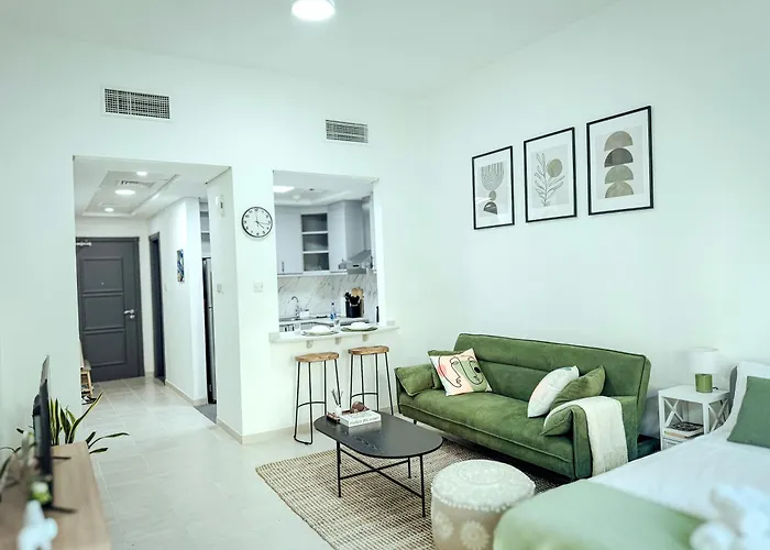 Luxury Studio - Discovery Gardens, 10 Minutes Drive To Marina