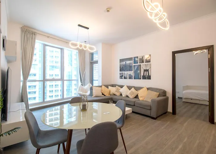 The Torch Tower- Dubai Marina - Immaculate One Bedroom