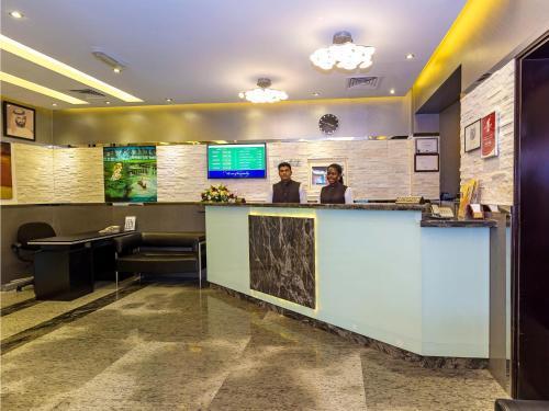 Oasis Deira 2*