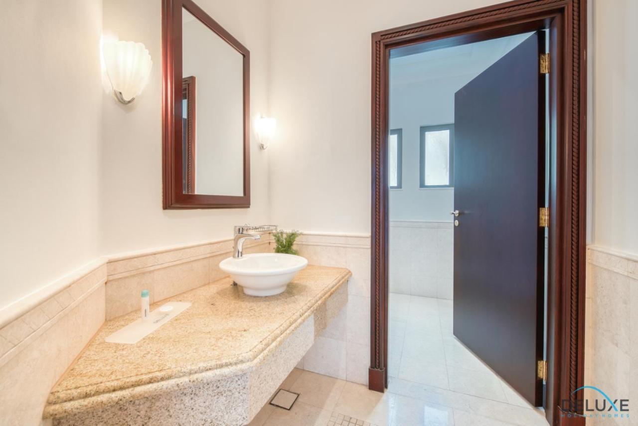 Villa Posh 5br With Private Pool On Palm Jumeirah