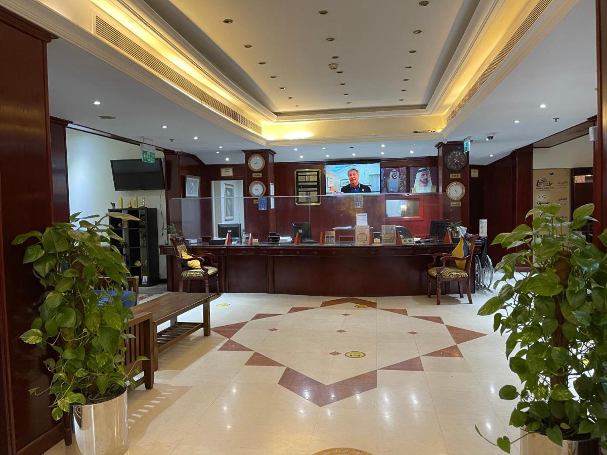 Claridge Hotel