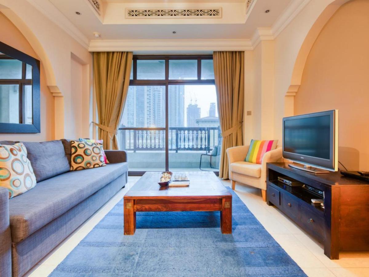 Rh- Burj Khalifa View, 1 Bedroom Apartment Near Souk Al Bahar Apartment