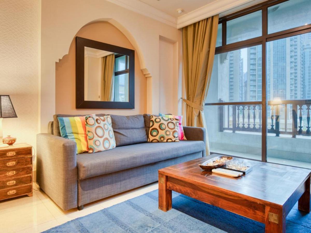 Rh- Burj Khalifa View, 1 Bedroom Apartment Near Souk Al Bahar *