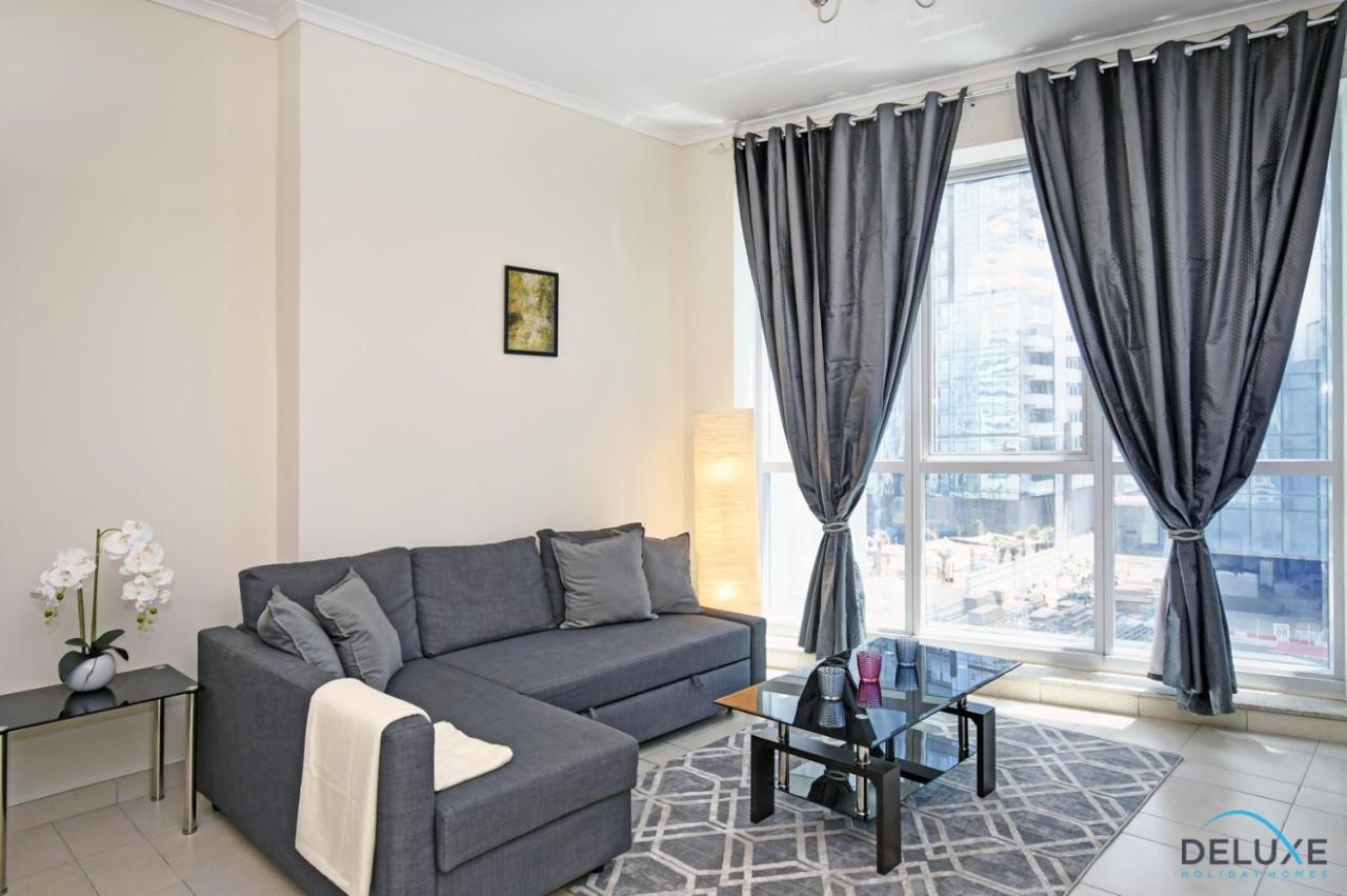 Apartment Steps Away From The & Entertainment Hubs 1br Unit, Torch Tower, Marina By Deluxe Homes *