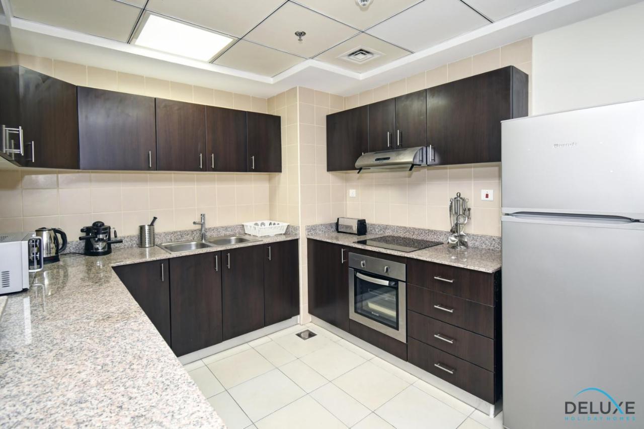 Steps Away From The & Entertainment Hubs 1br Unit, Torch Tower, Marina By Deluxe Homes