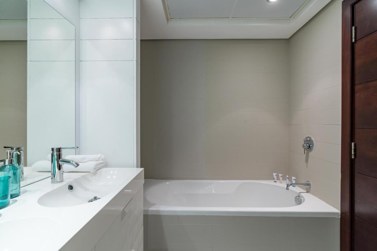 Apartment Lux Burj Views Tower Fantastic Burj Views