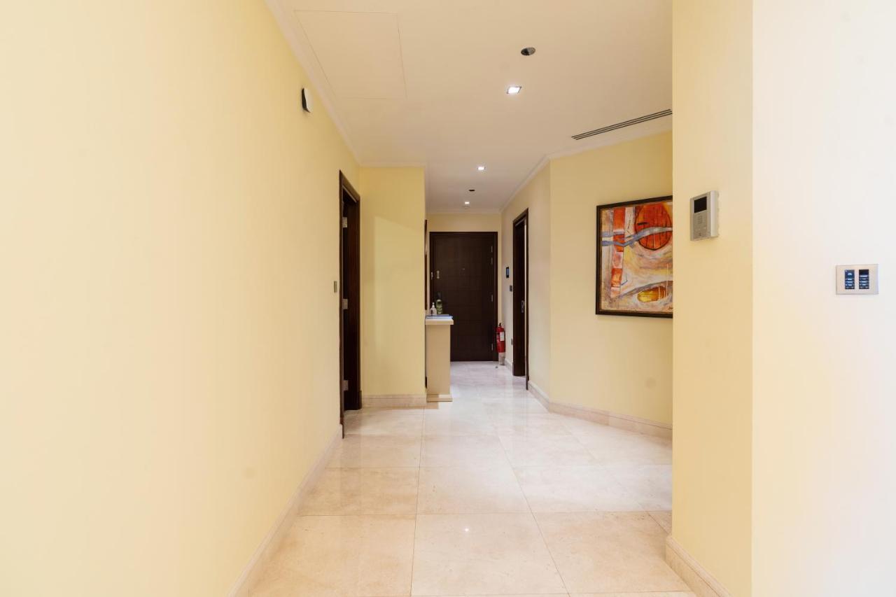 Apartment Royal Club By Rvhr, Grandeur Crescent Palm Jumeirah