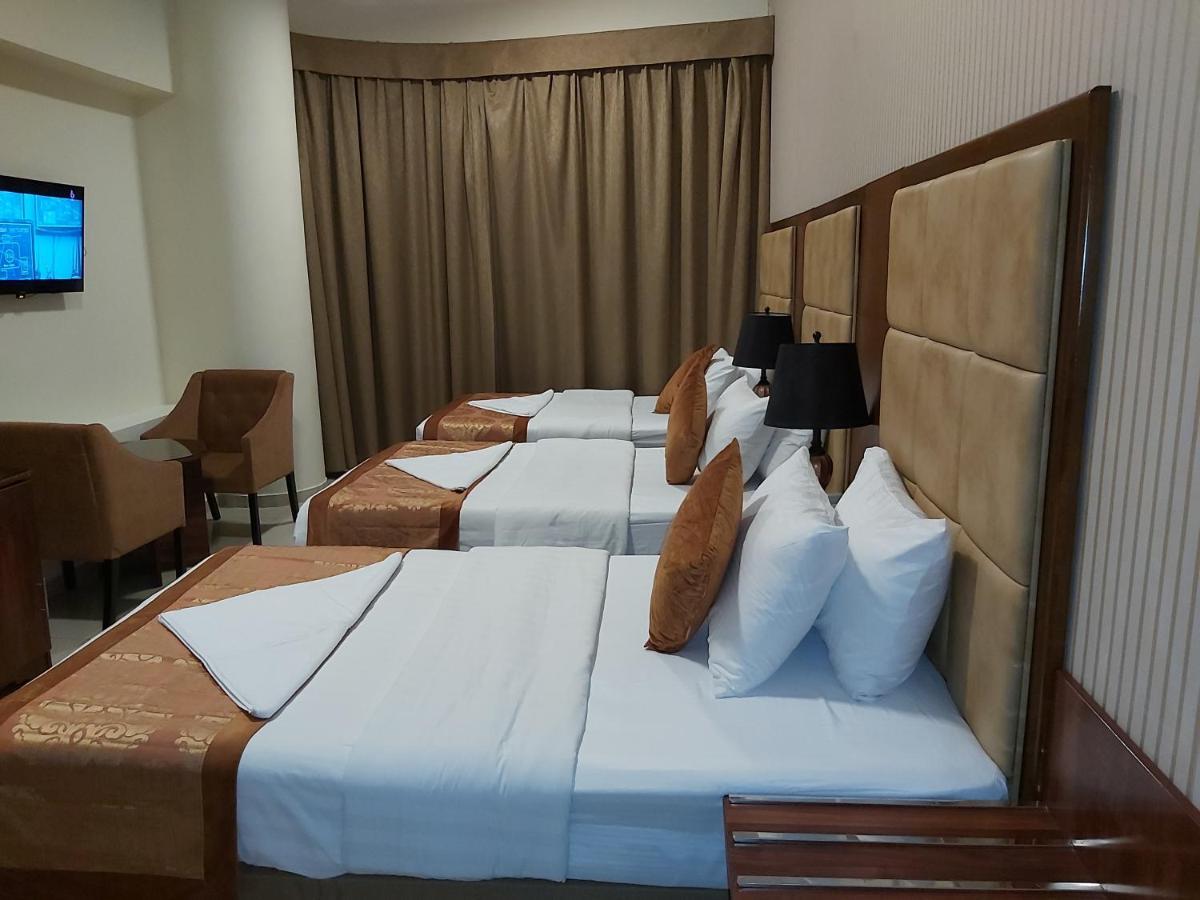 Hotel Bliss 2*