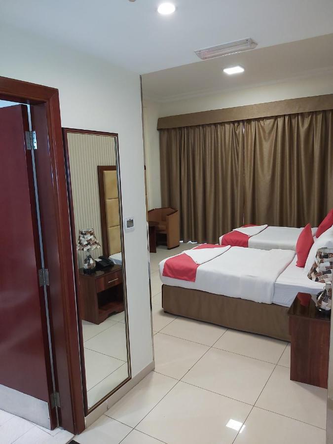 Hotel Bliss 2*