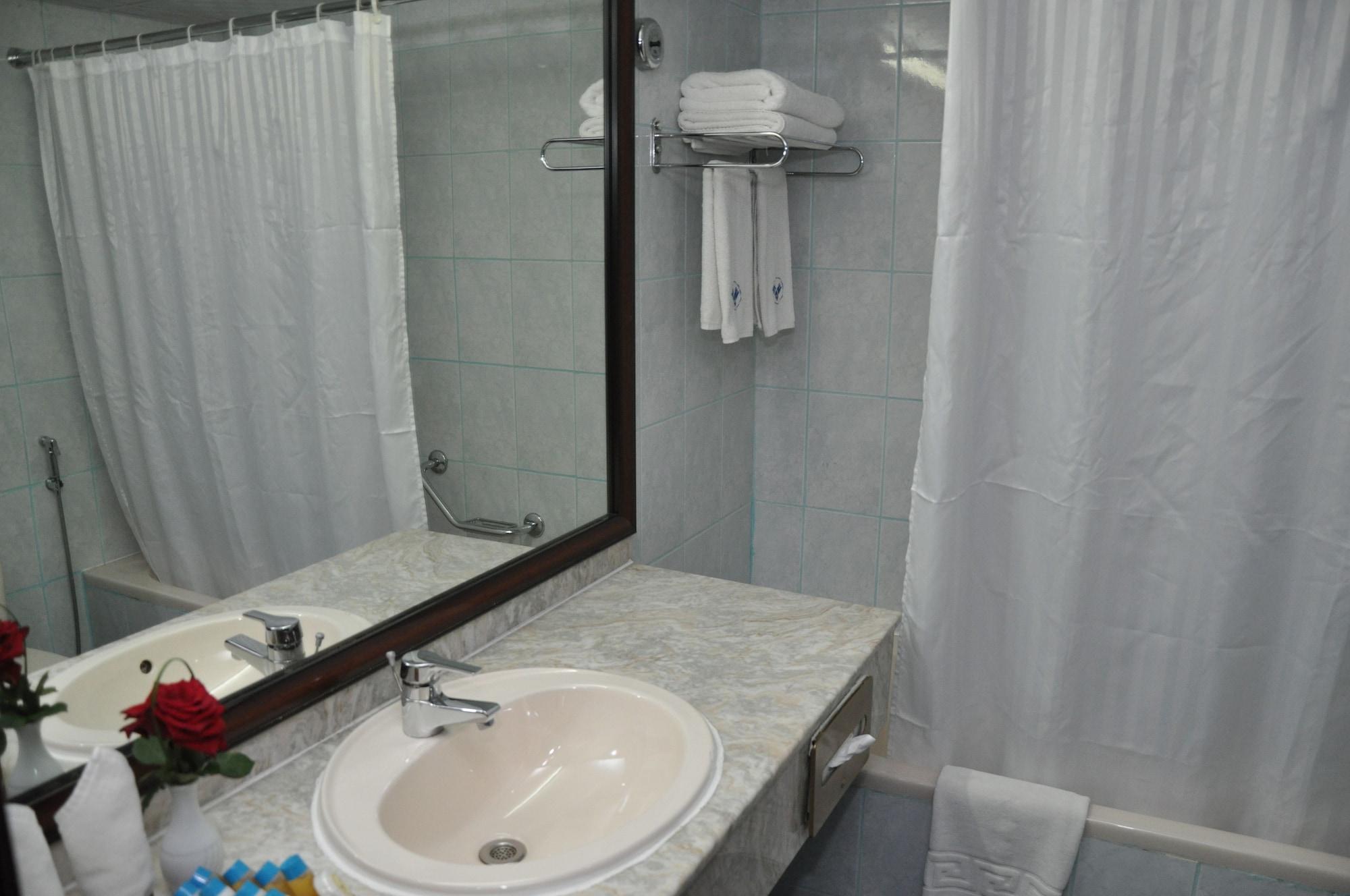 Claridge 3*