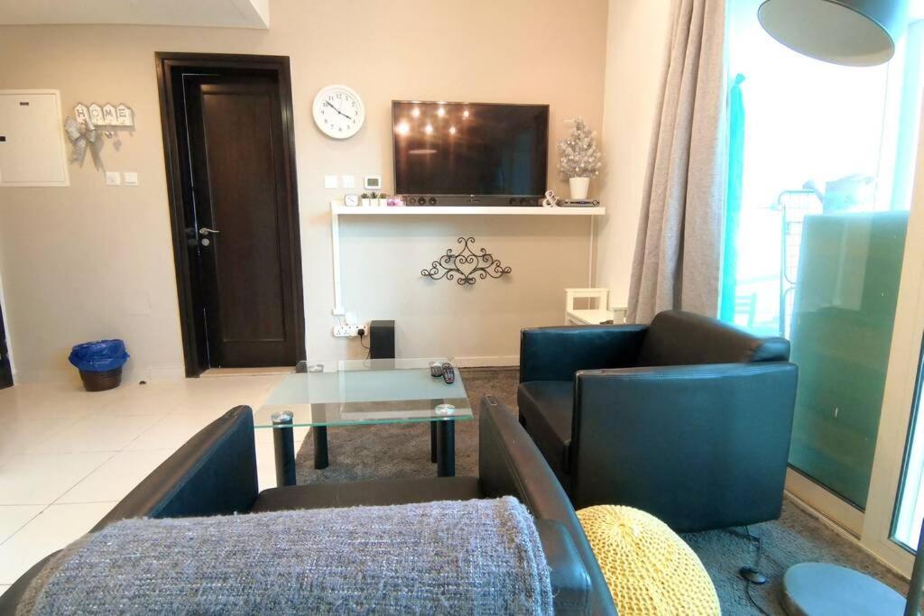 Jbr Studio At Royal Oceanic Tower Apartment Dubai