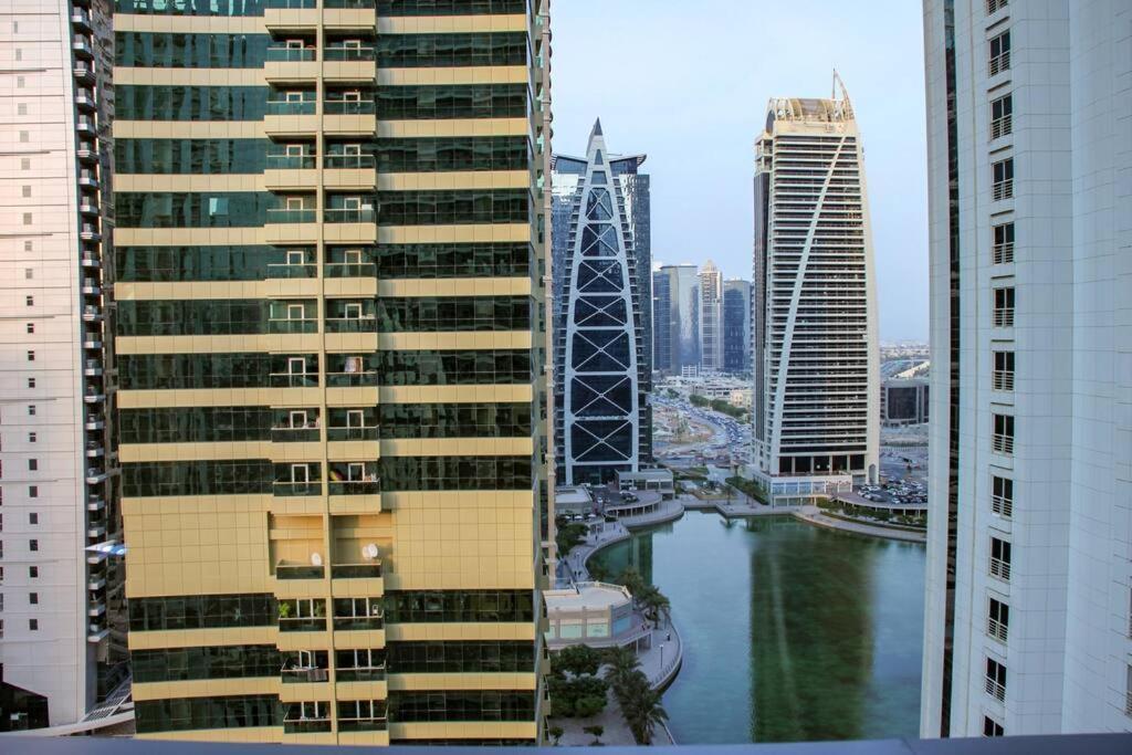 La Buena Vida: Luxe Lakeview Near Metro *