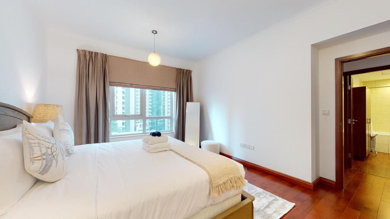 Stylish 2-bed Burj Khalifa And Fountain Views Apartment