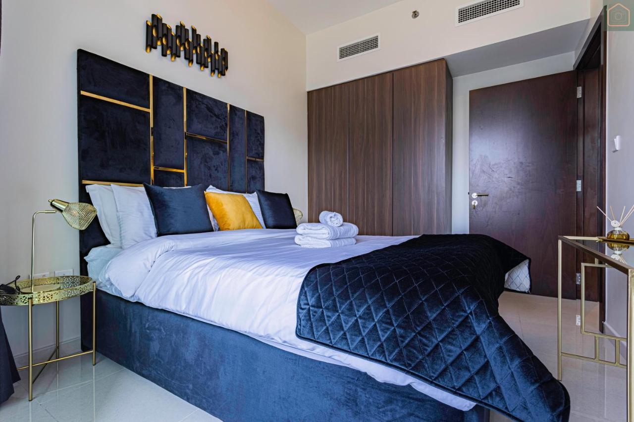Onyx - Full Burj Khalifa View 2 Bedroom - Downtown Apartment