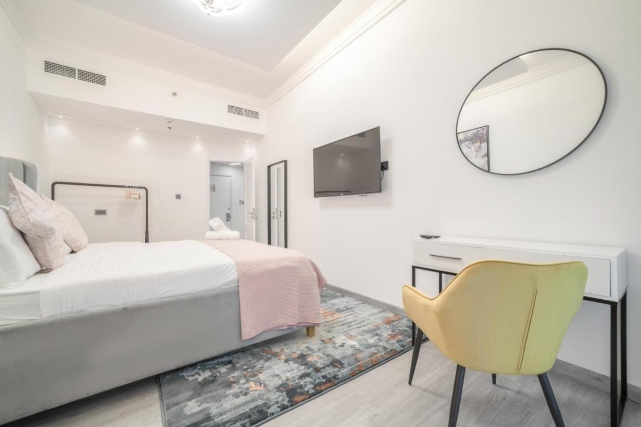 Apartment Boutique Luxury Living Near Palm Jumeirah Dubai
