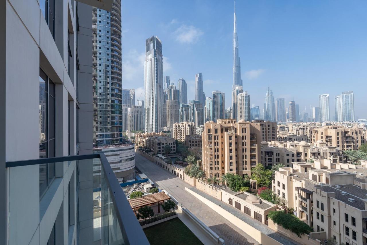 Luxe & Modern Two Bedroom Downtown - Close To Burj Khalifa & The Mall By Sojo Apartment *