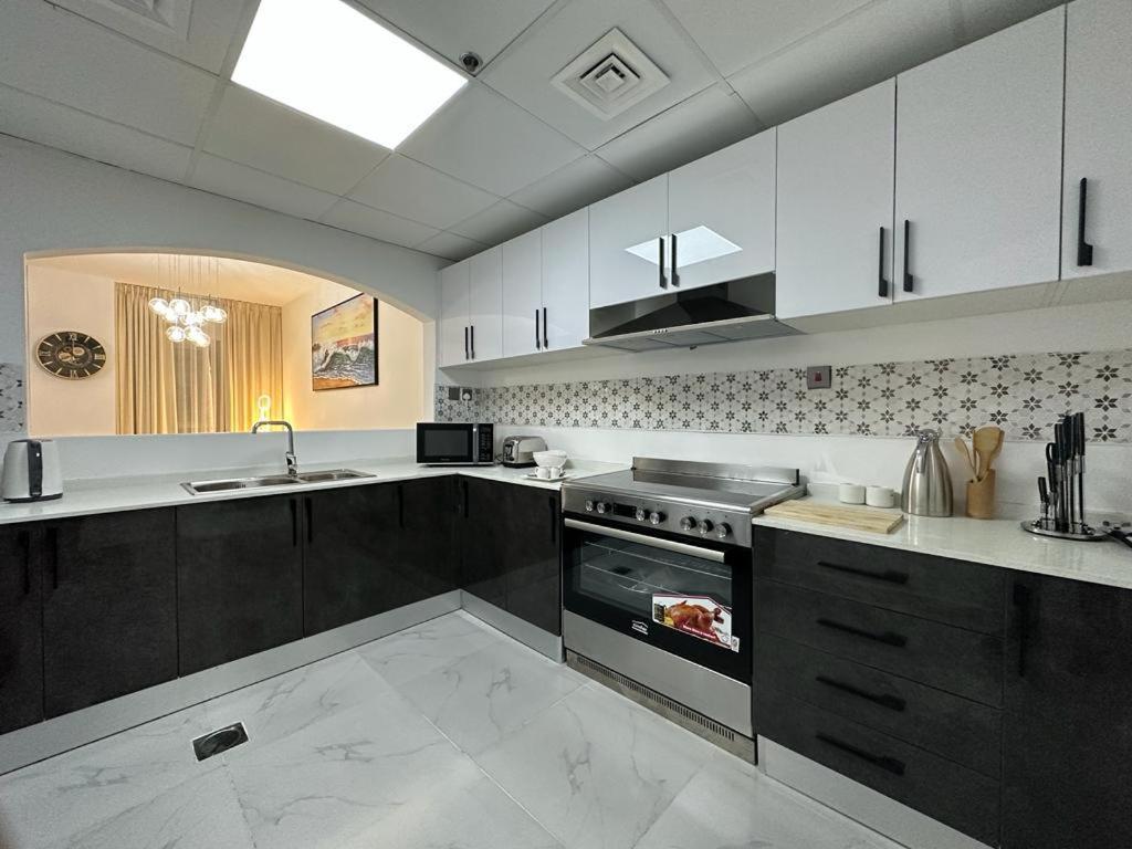 Apartment Ultimatestay - Luxurious 4br In Jumeirah Towers Close To Jbr