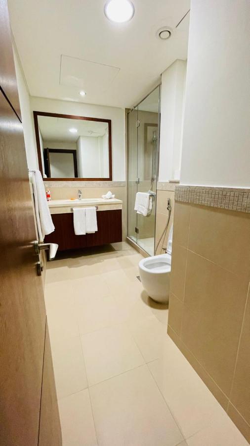 Amakin Burj Vista Tower 1 *