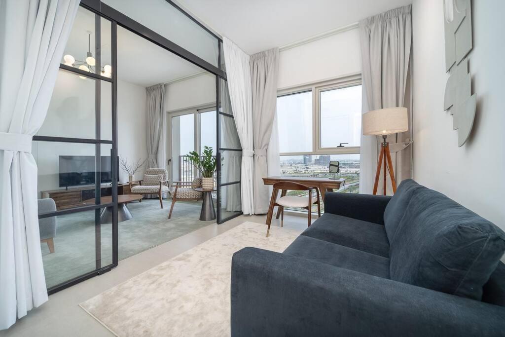 Cozy 2bd - Work In Style Apartment Dubai