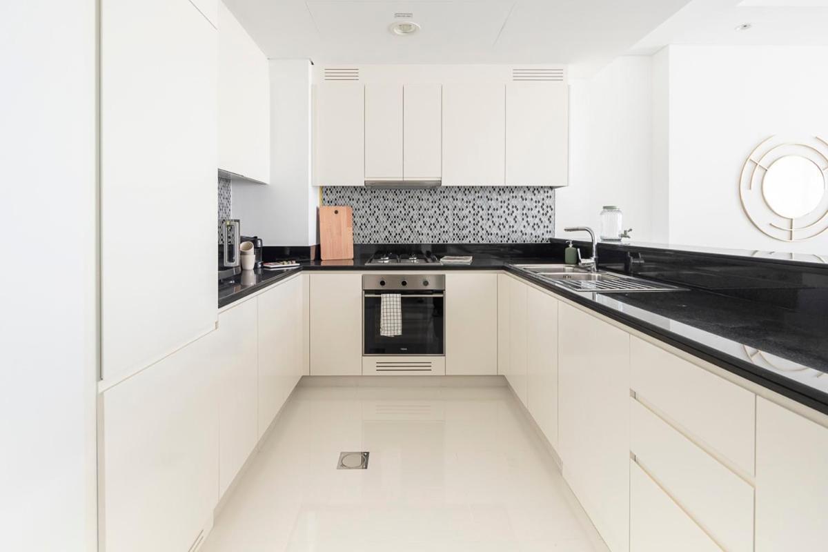 Apartment Frank Porter - Paramount Midtown Dubai