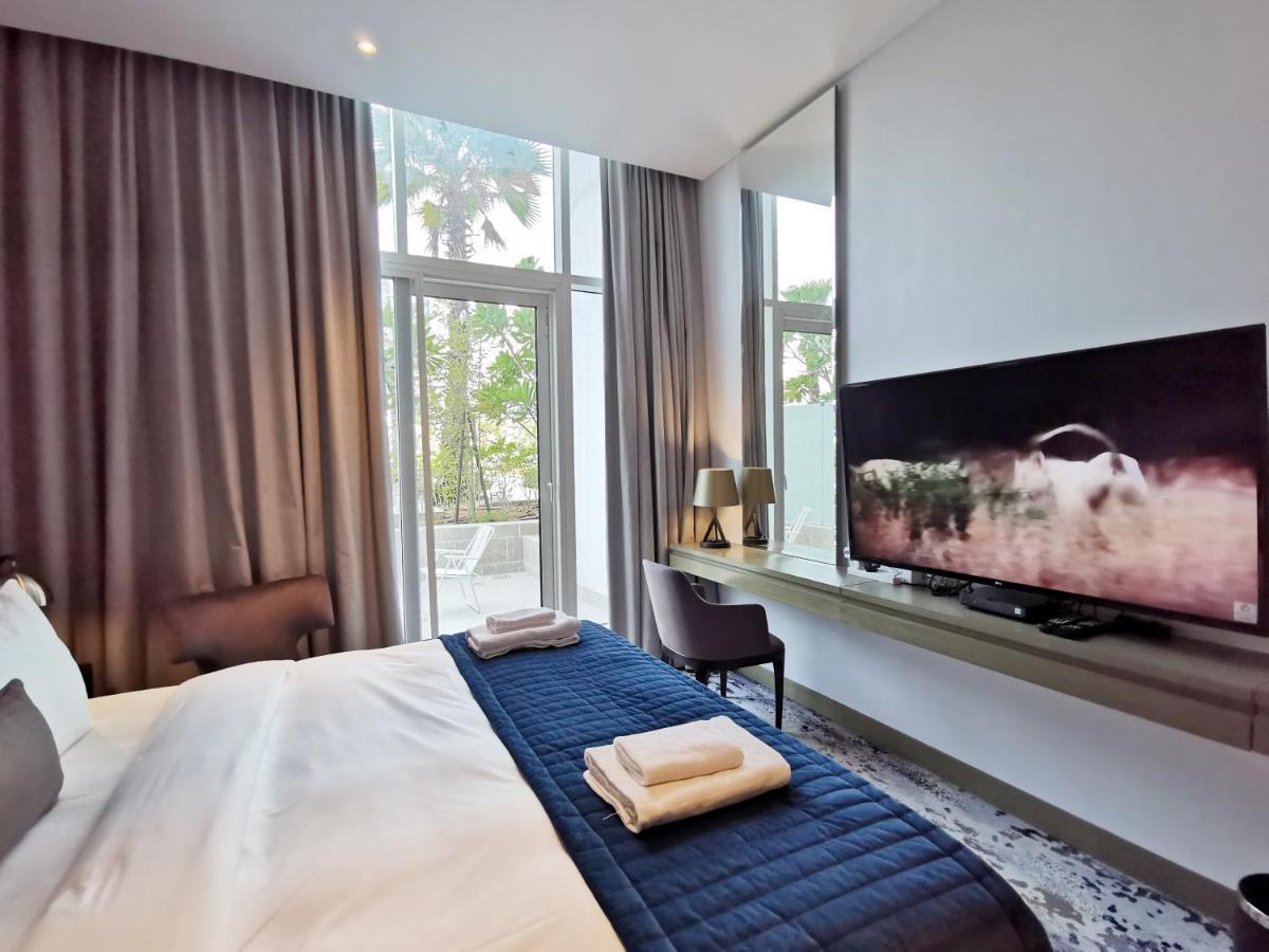 Vacay Lettings - Luxury In Business Bay Apartment
