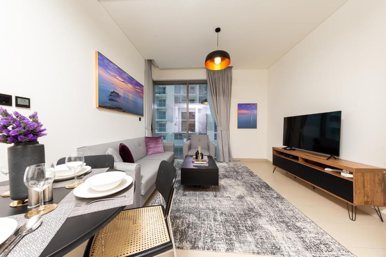 Beautiful 1br - Close To Downtown With Pool And Gym Apartment