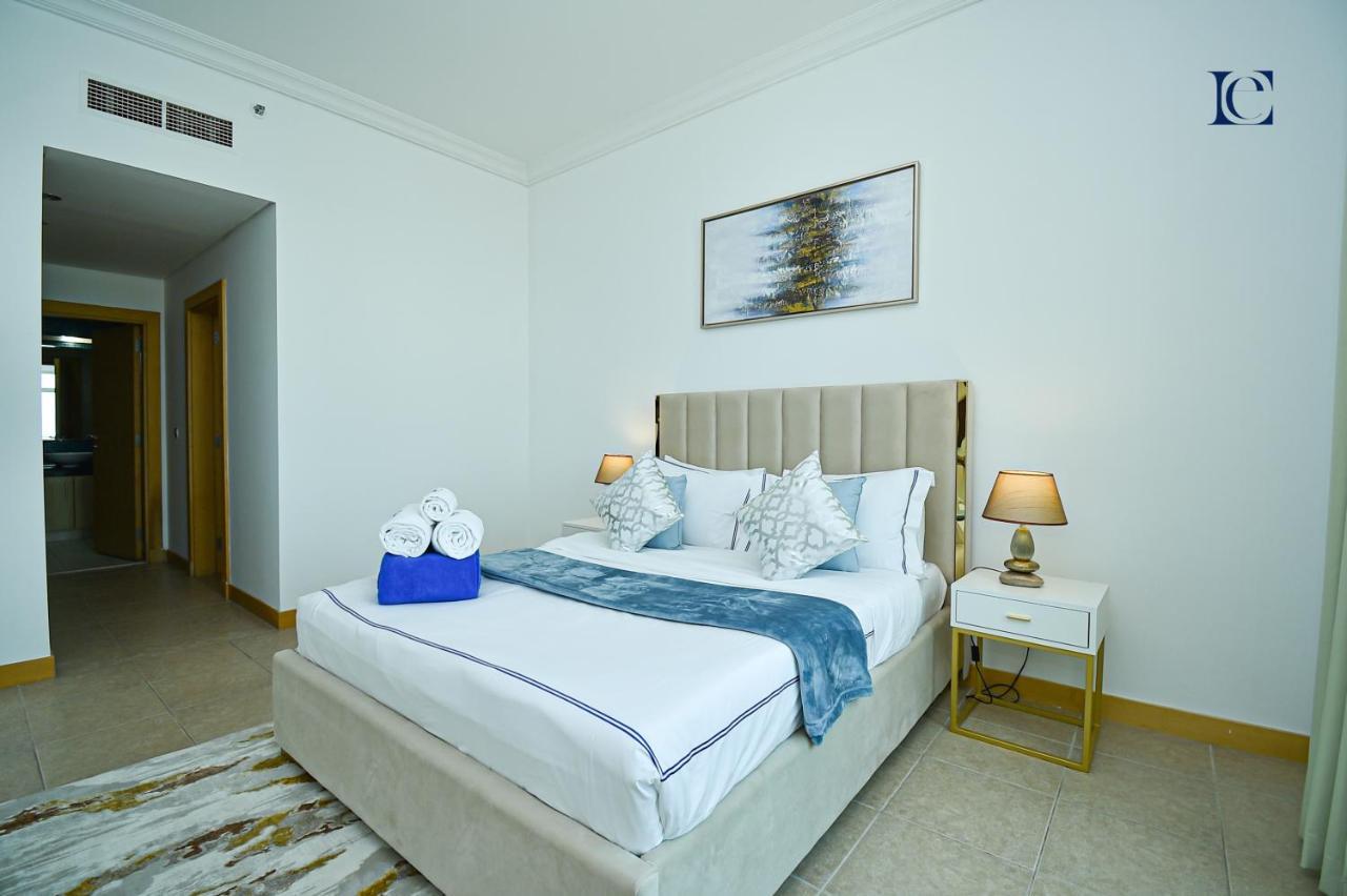 Apartment Luxury Escapes - Palm Jumeirah's Spectacular Ocean-view - Nabat Dubai
