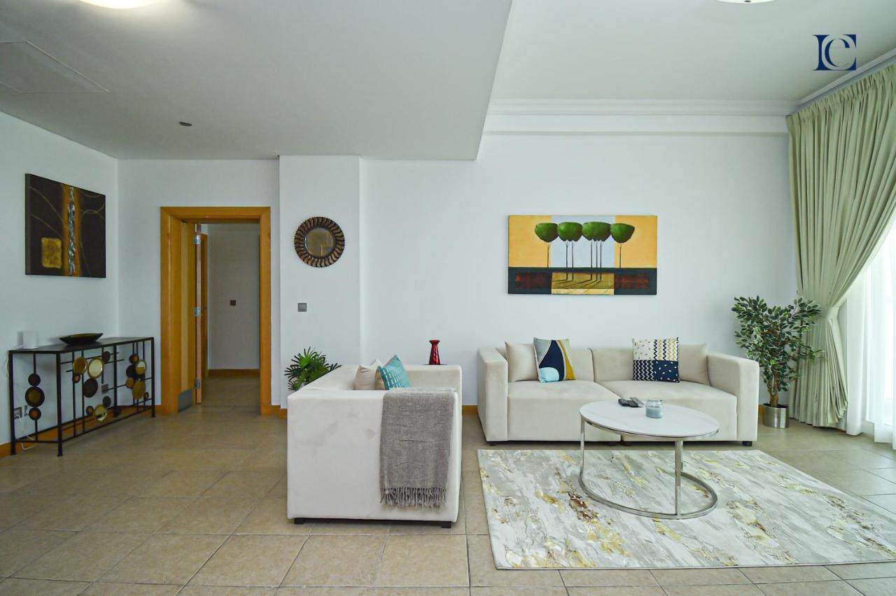 Luxury Escapes - Palm Jumeirah's Spectacular Ocean-view - Nabat Apartment Dubai