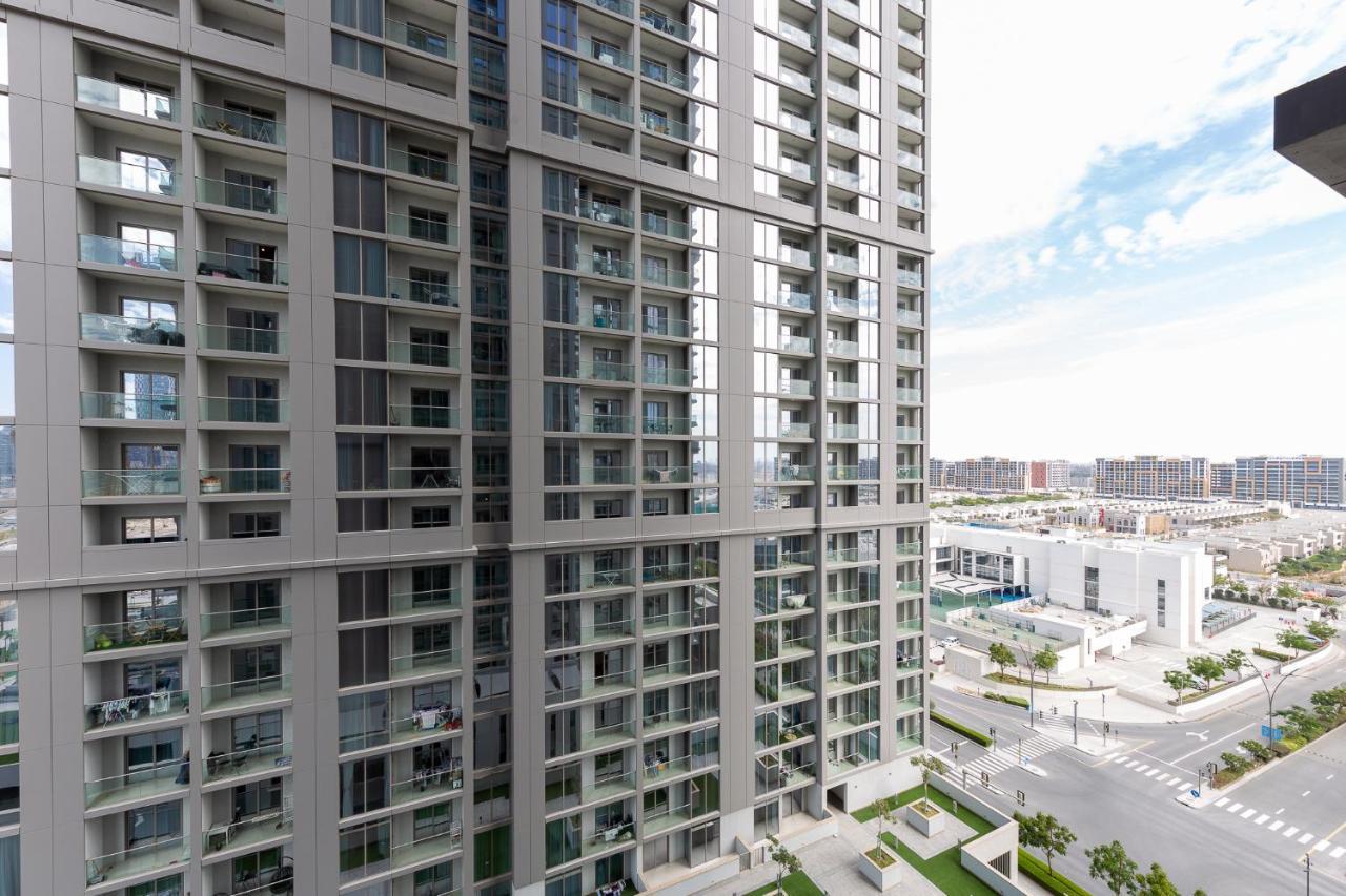Beautiful 1br - Close To Downtown With Pool And Gym