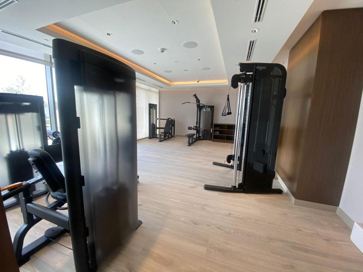 Apartment Beautiful 1br - Close To Downtown With Pool And Gym *